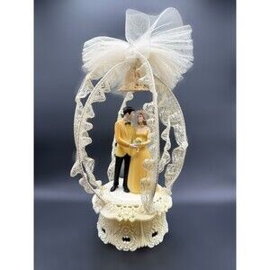 Vintage 1978 Wilton Bride & Groom Wedding Cake Topper Figurine Arch Netting Bell